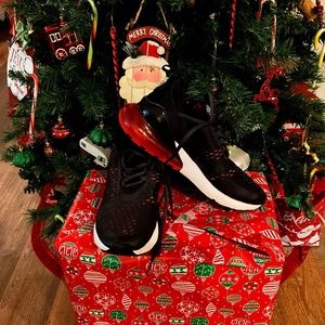 270 air maxes